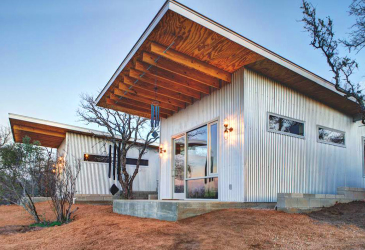 http://st.effectivehouse.com/upl/15/Tiny-Houses-Ilano-Exit-Strategy-Matt-Garcia-Texas-Exterior-Humble-Homes.jpg