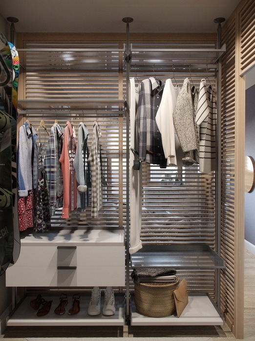 Система хранения одежды в гардеробе. Задняя решетчатая стенка пропускает много света.